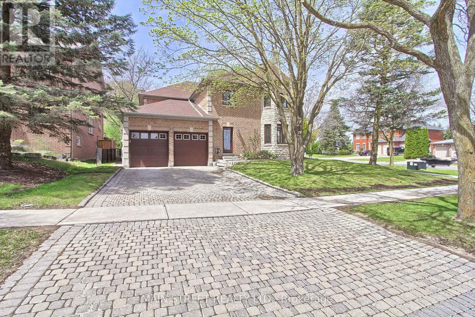 898 STONEHAVEN AVENUE Image 3