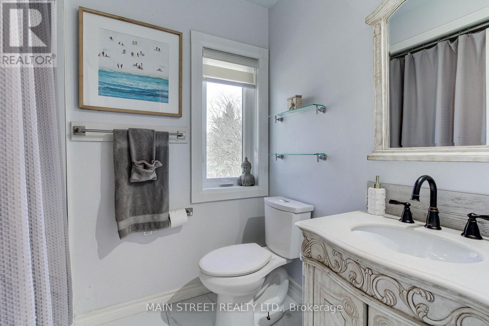 898 STONEHAVEN AVENUE Image 30