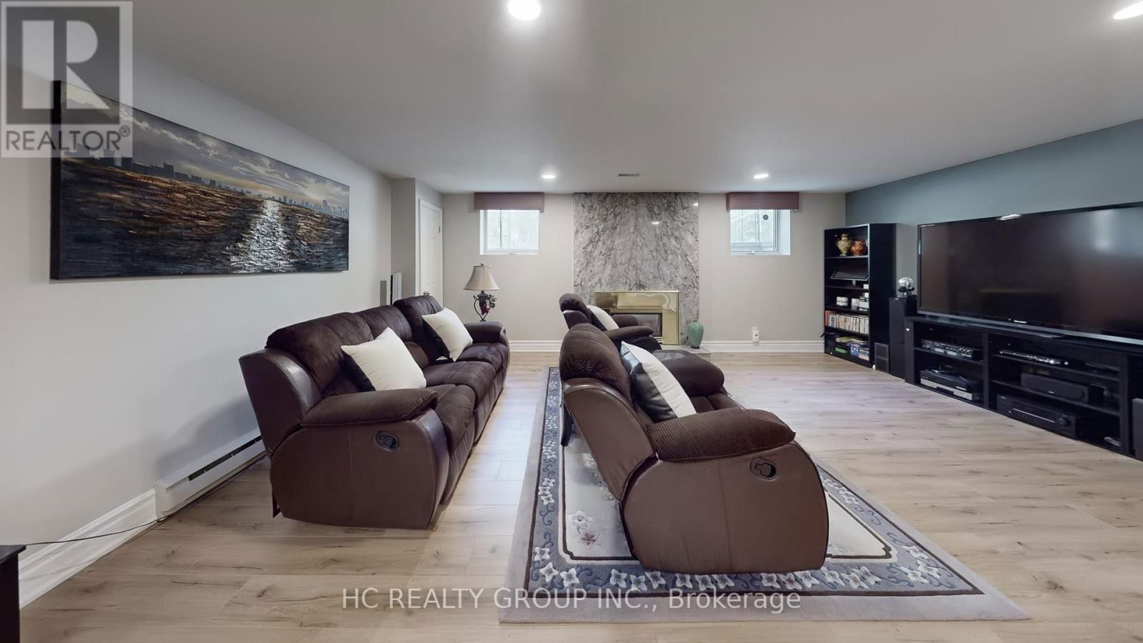 2 GLENRIDGE DRIVE Image 32