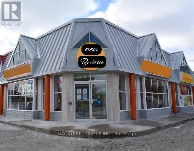 14846 YONGE STREET Image 1