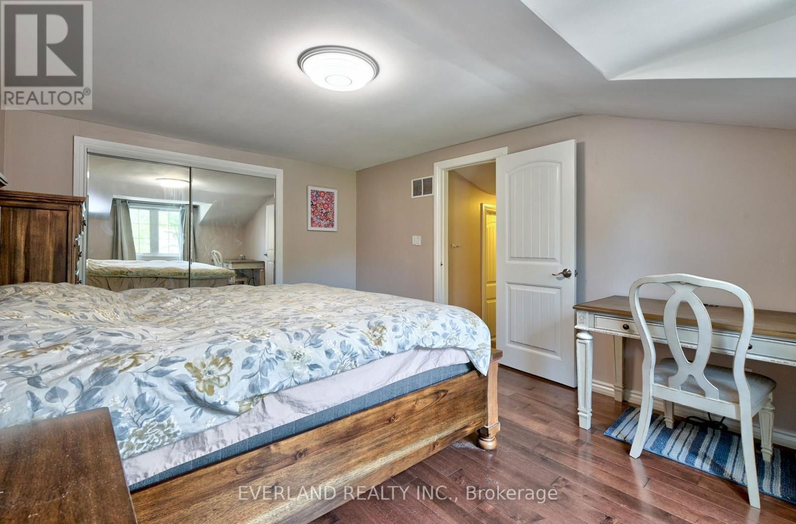 35 RAVENGLOSS DRIVE Image 15