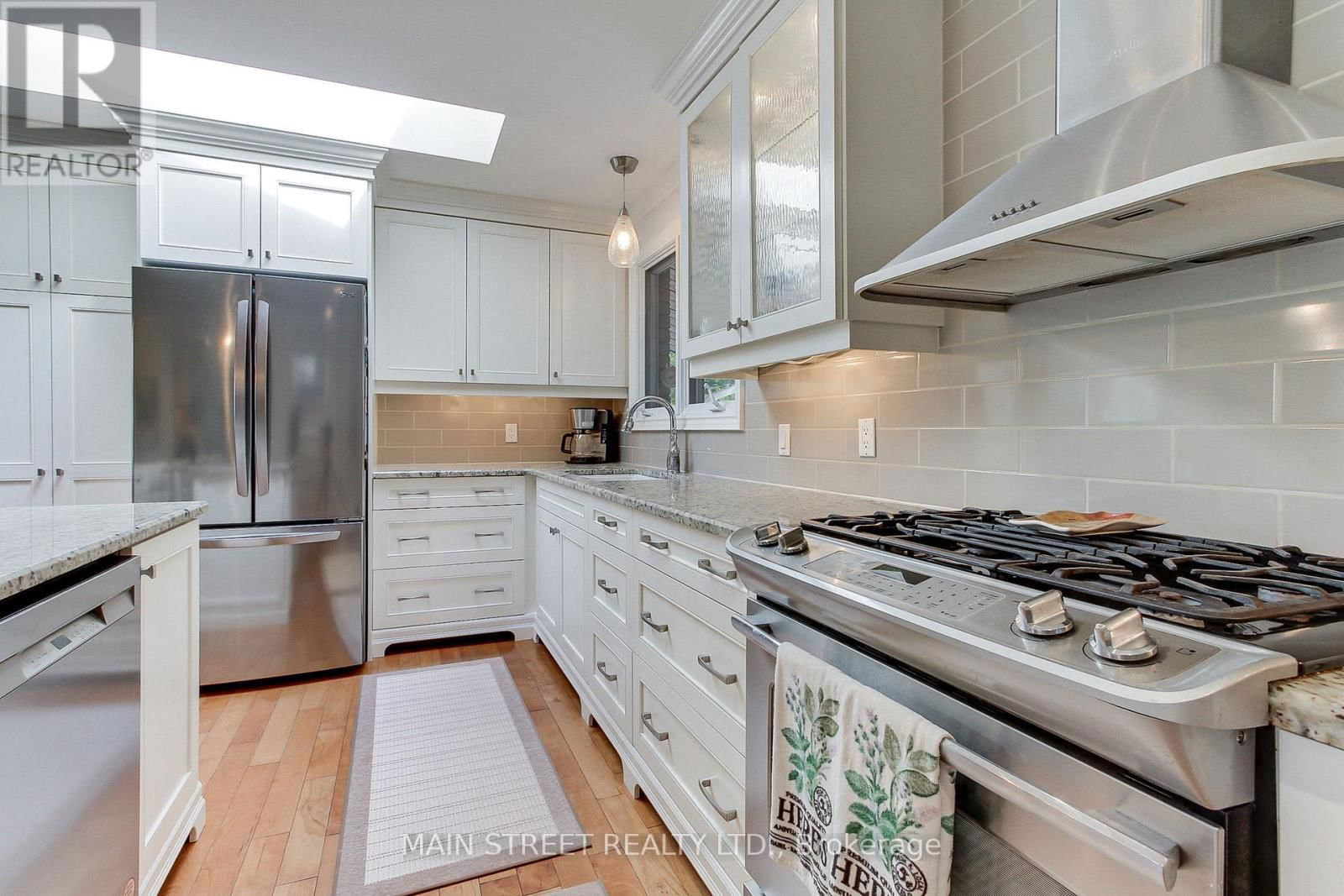 3839 FRONT STREET Image 9