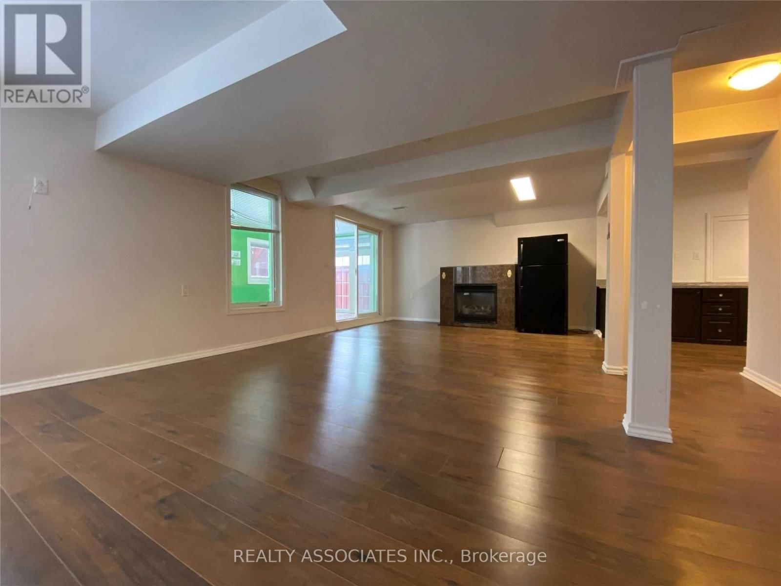 120 SPRING FARM ROAD Image 10
