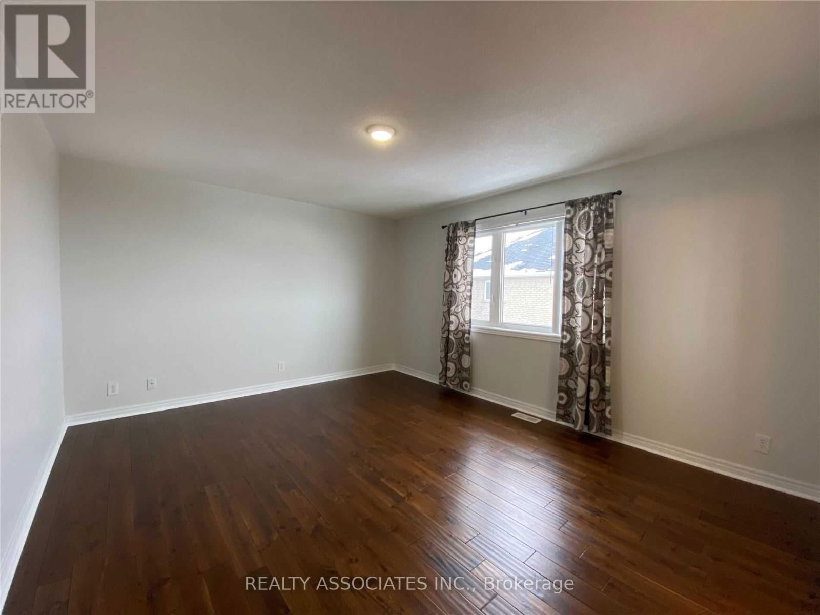 120 SPRING FARM ROAD Image 7