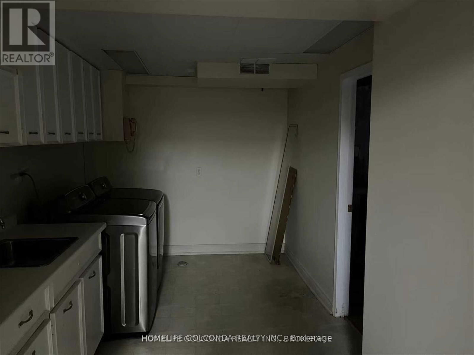 40 CHANT CRESCENT Image 17
