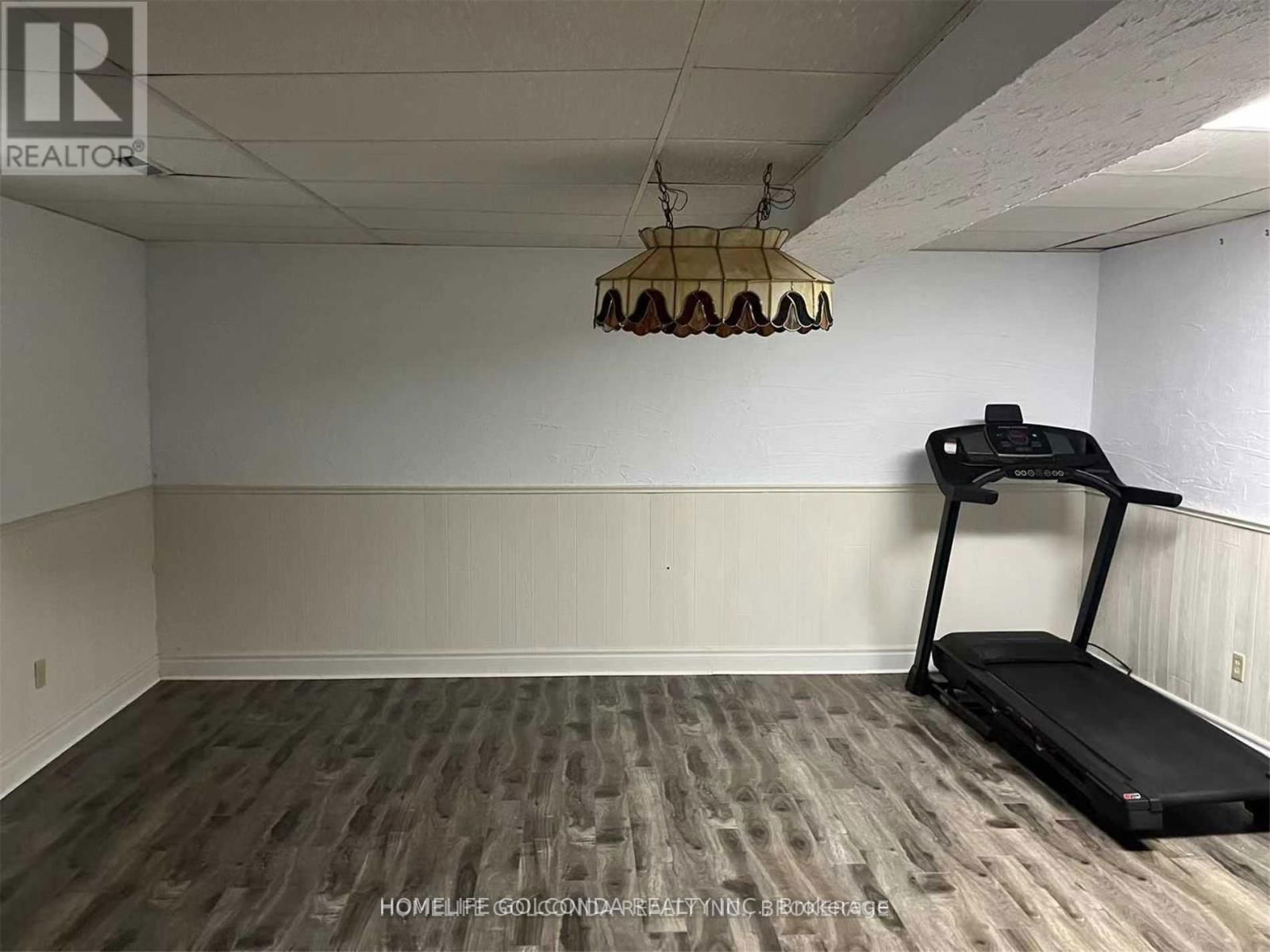 40 CHANT CRESCENT Image 18