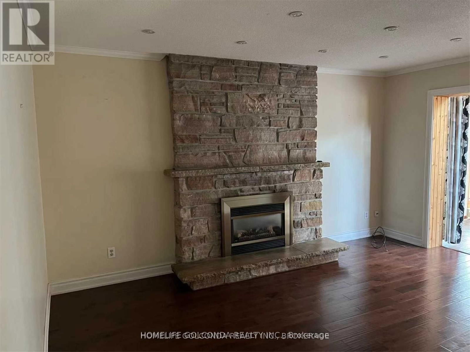 40 CHANT CRESCENT Image 9