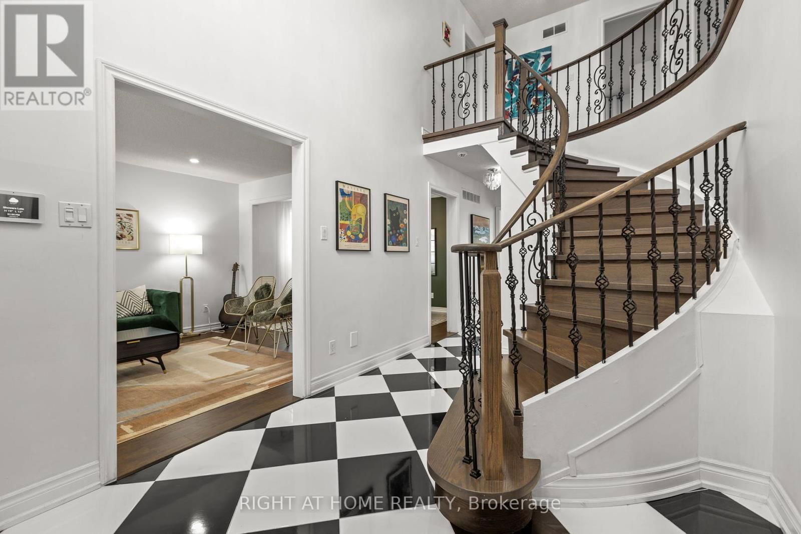 4 DEENA PLACE Image 7