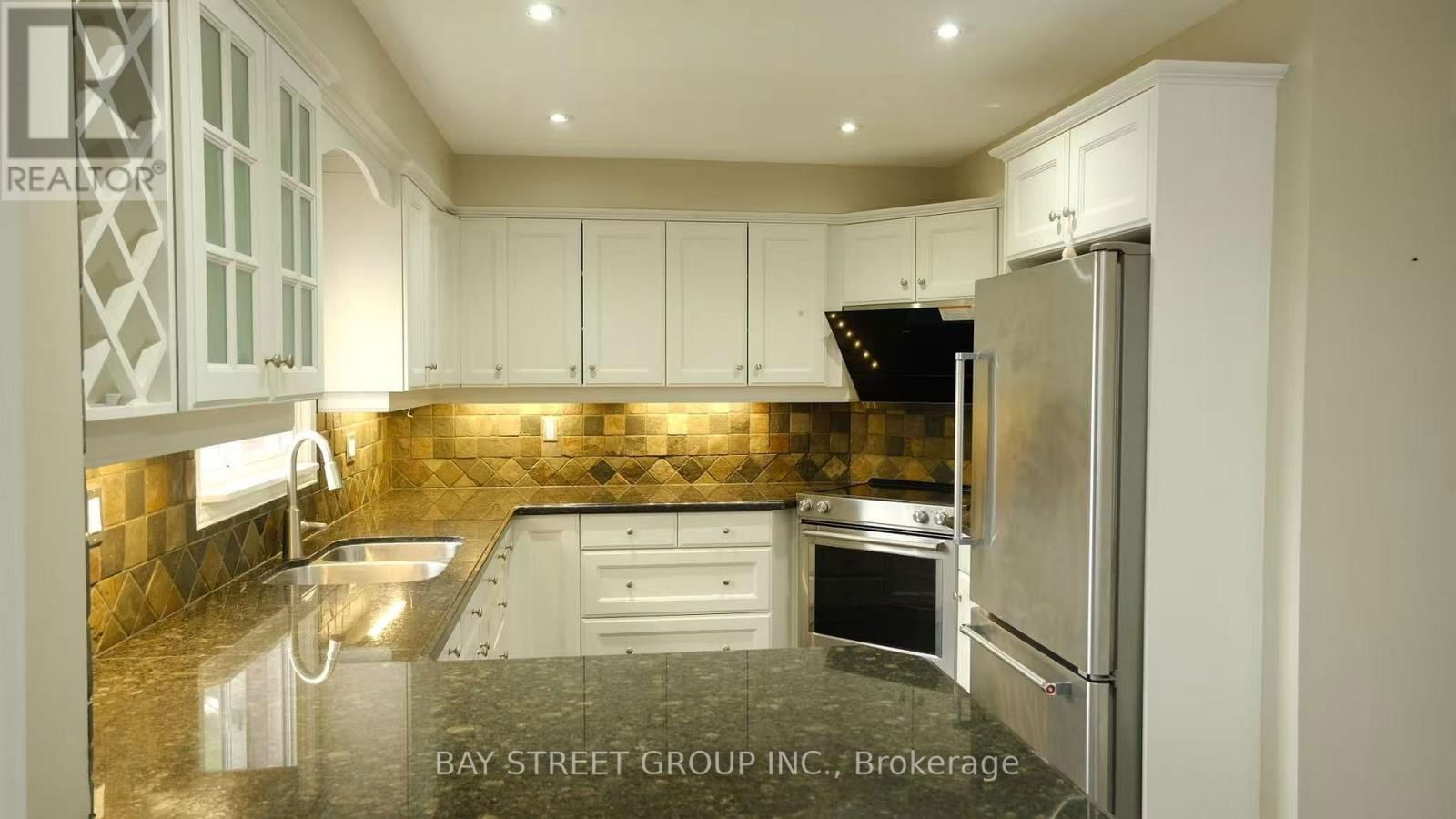 9 CHADBURN CRESCENT Image 4