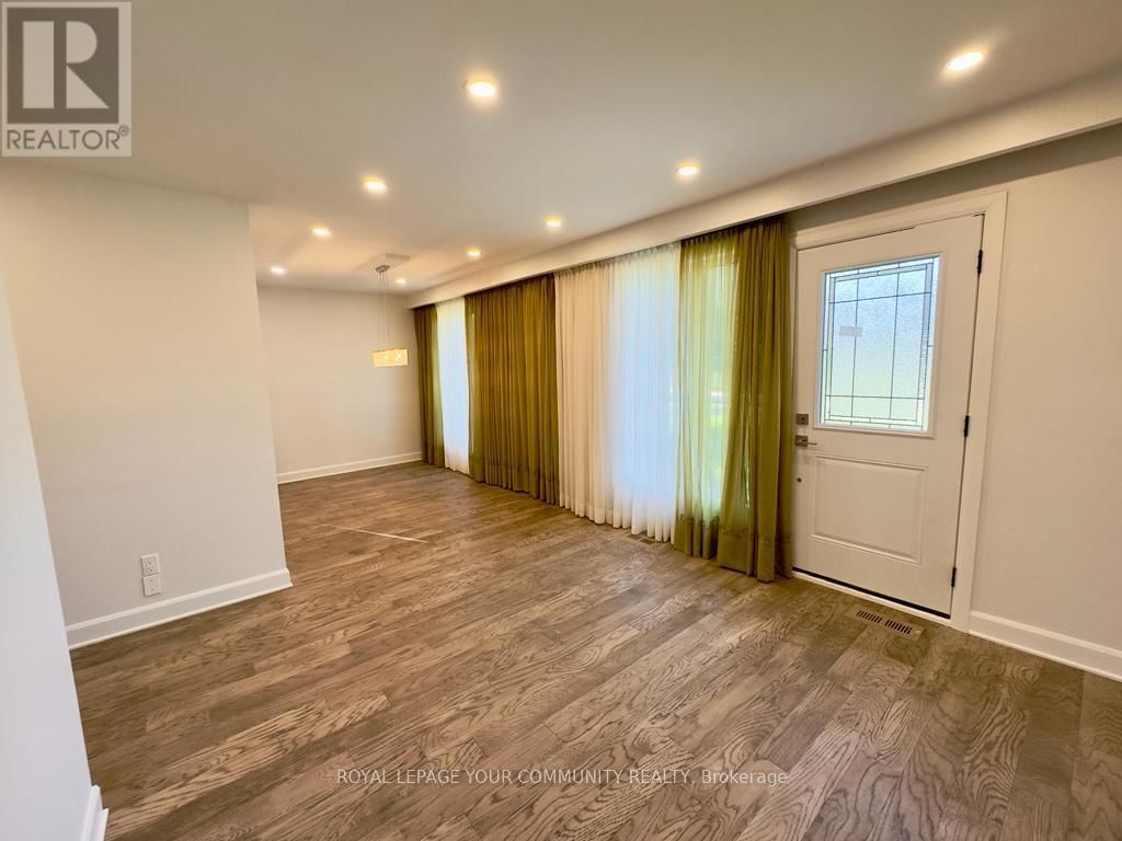 19 HURON COURT Image 1