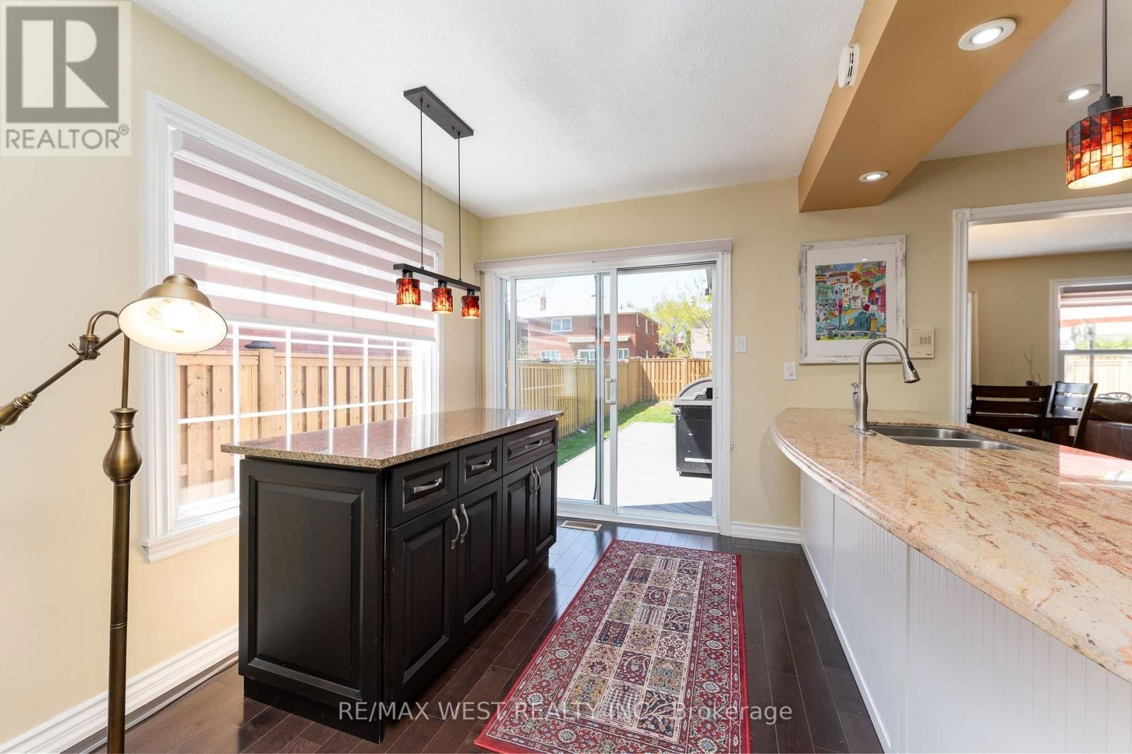 226 AUSTIN DRIVE Image 10