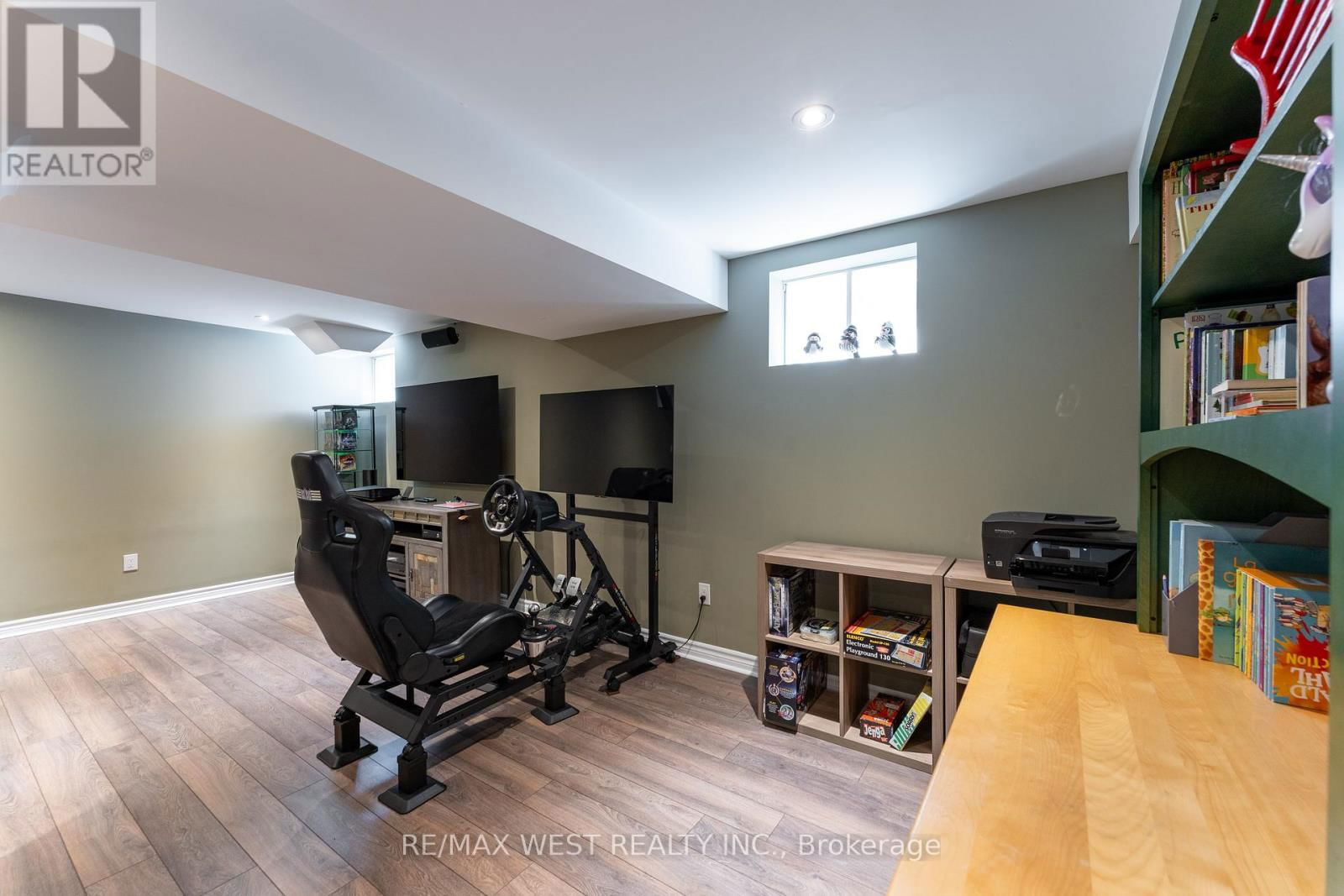 226 AUSTIN DRIVE Image 30