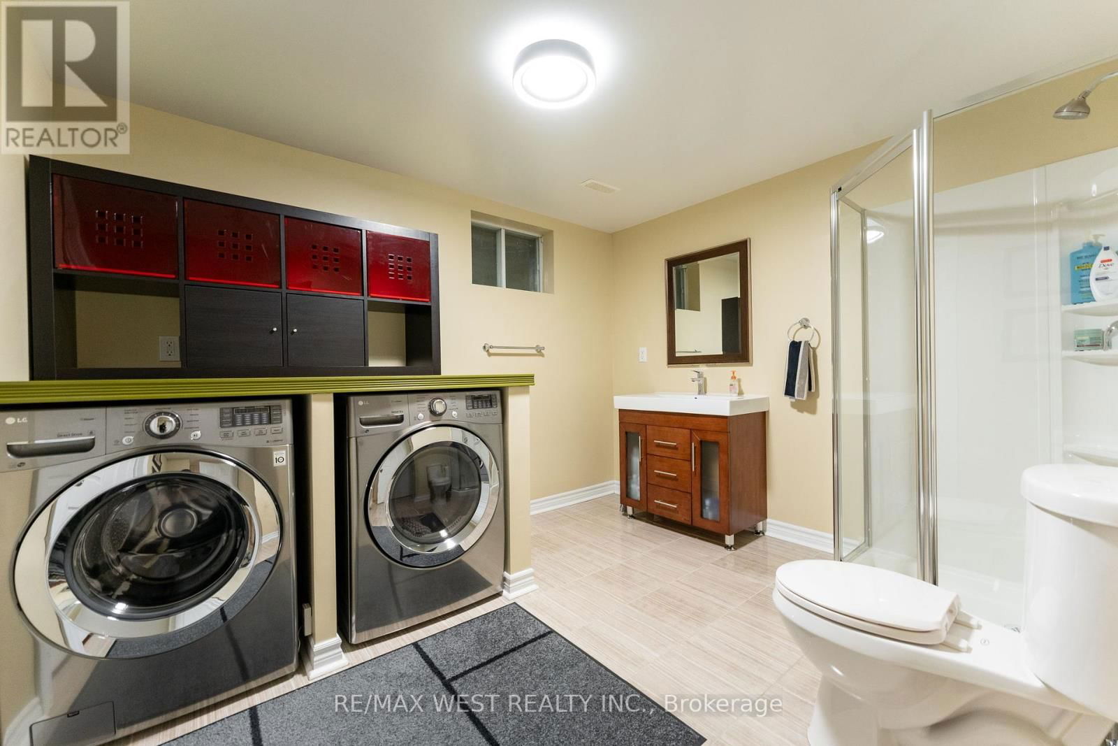226 AUSTIN DRIVE Image 32