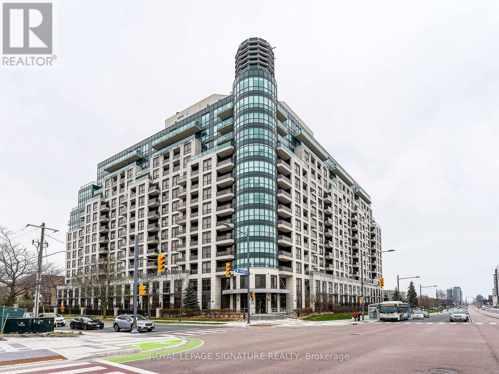 201 - 18 HARDING BOULEVARD Image 1