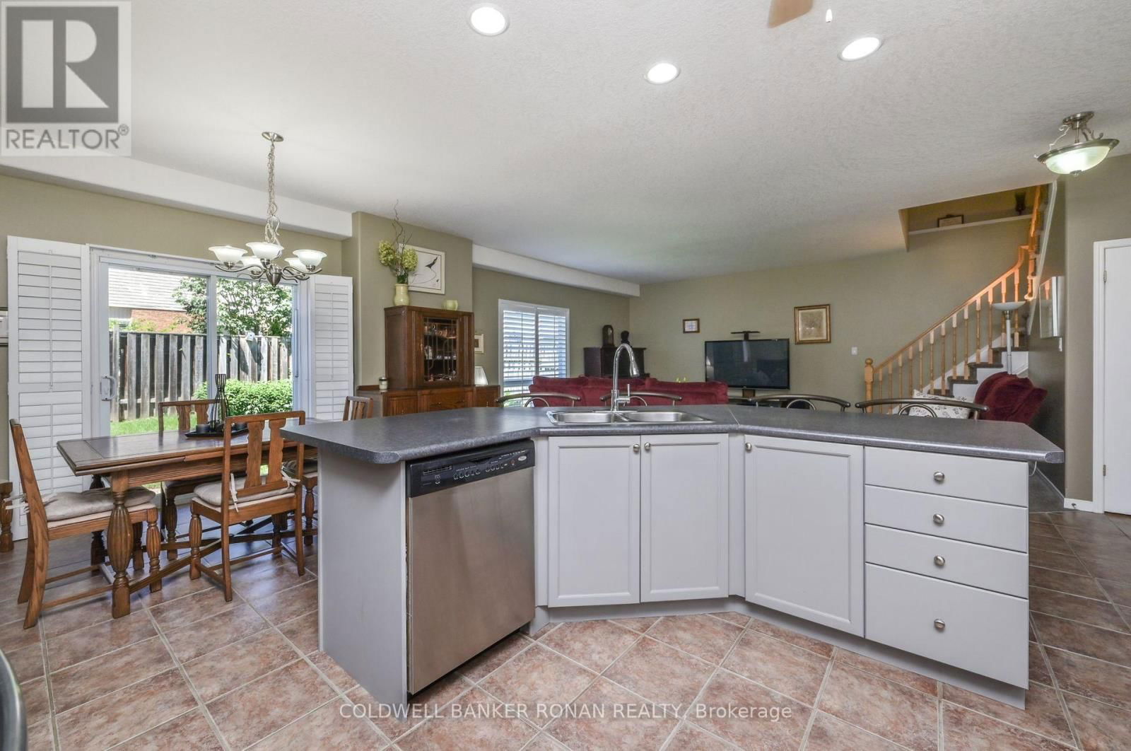 22 CHANTLER ROAD Image 9