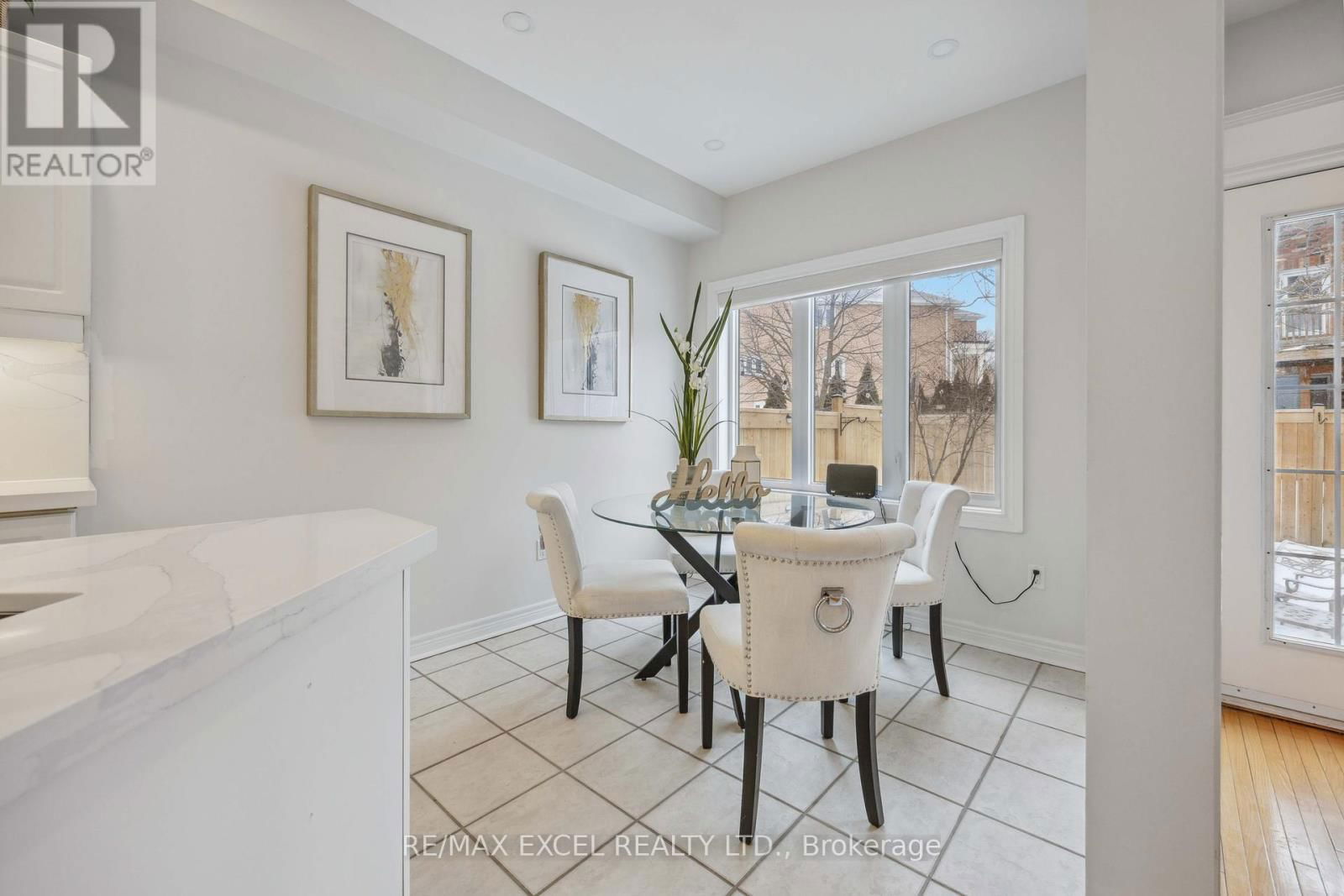 66 - 255 SHAFTSBURY AVENUE Image 15