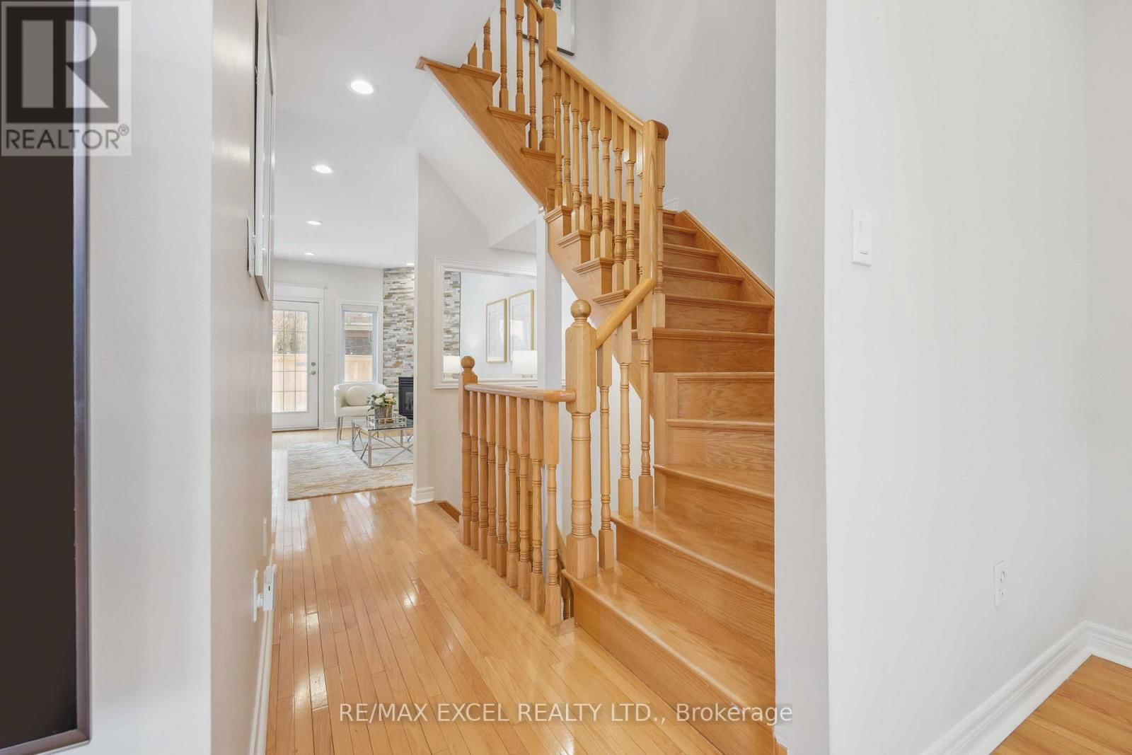 66 - 255 SHAFTSBURY AVENUE Image 21