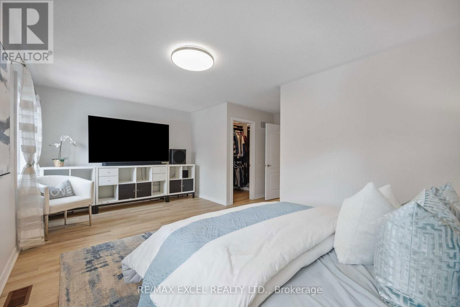 66 - 255 SHAFTSBURY AVENUE Image 31