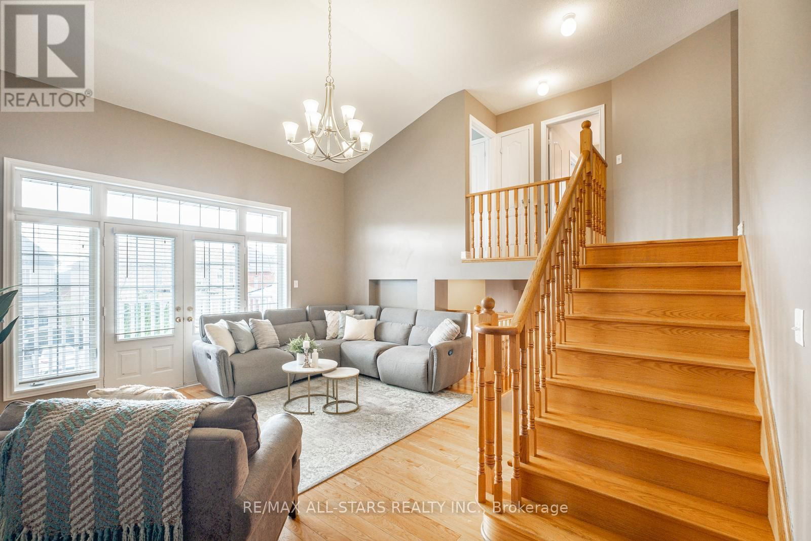 43 HORSEDREAMER LANE Image 24