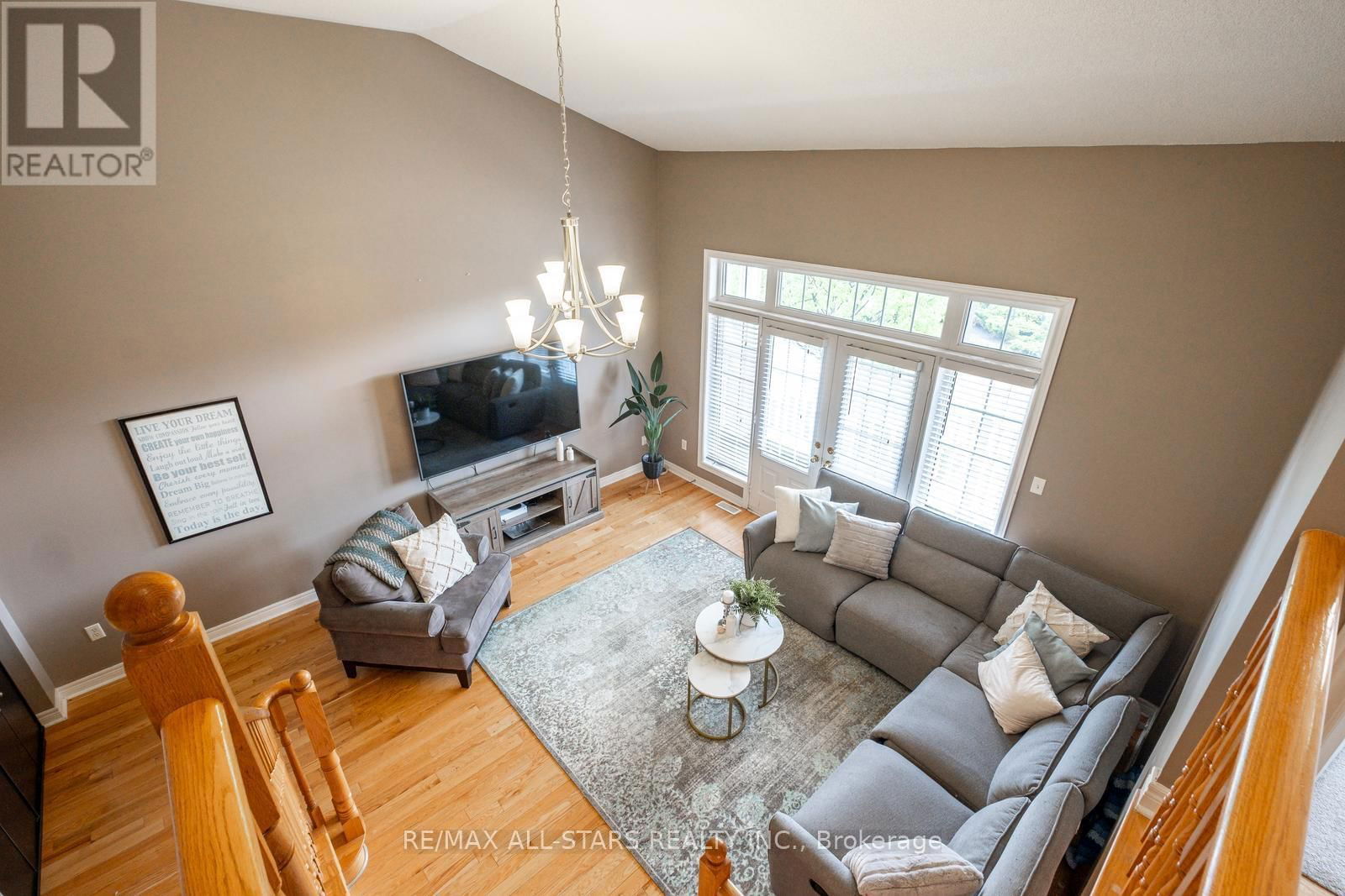 43 HORSEDREAMER LANE Image 25