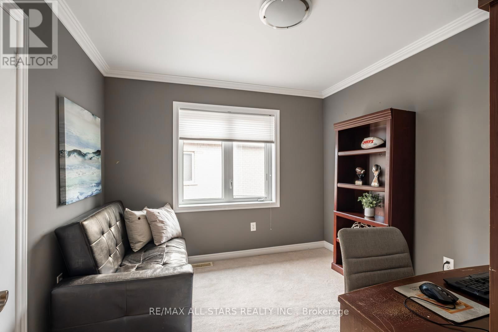 43 HORSEDREAMER LANE Image 35