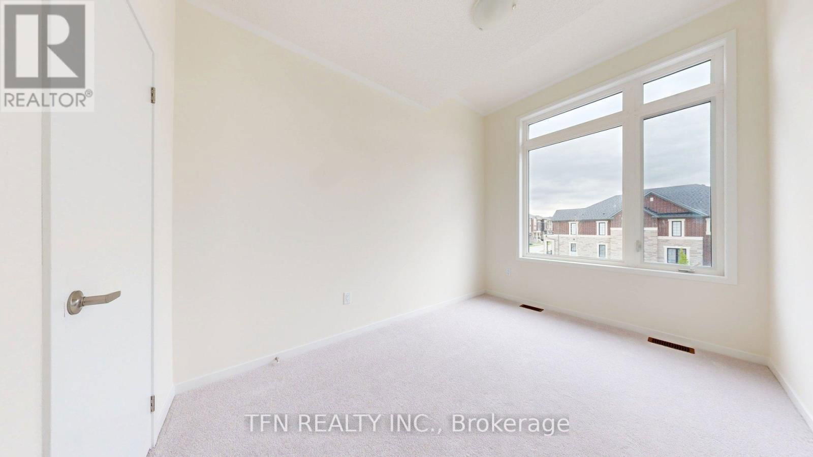 235 GRAND TRUNK AVENUE Image 11