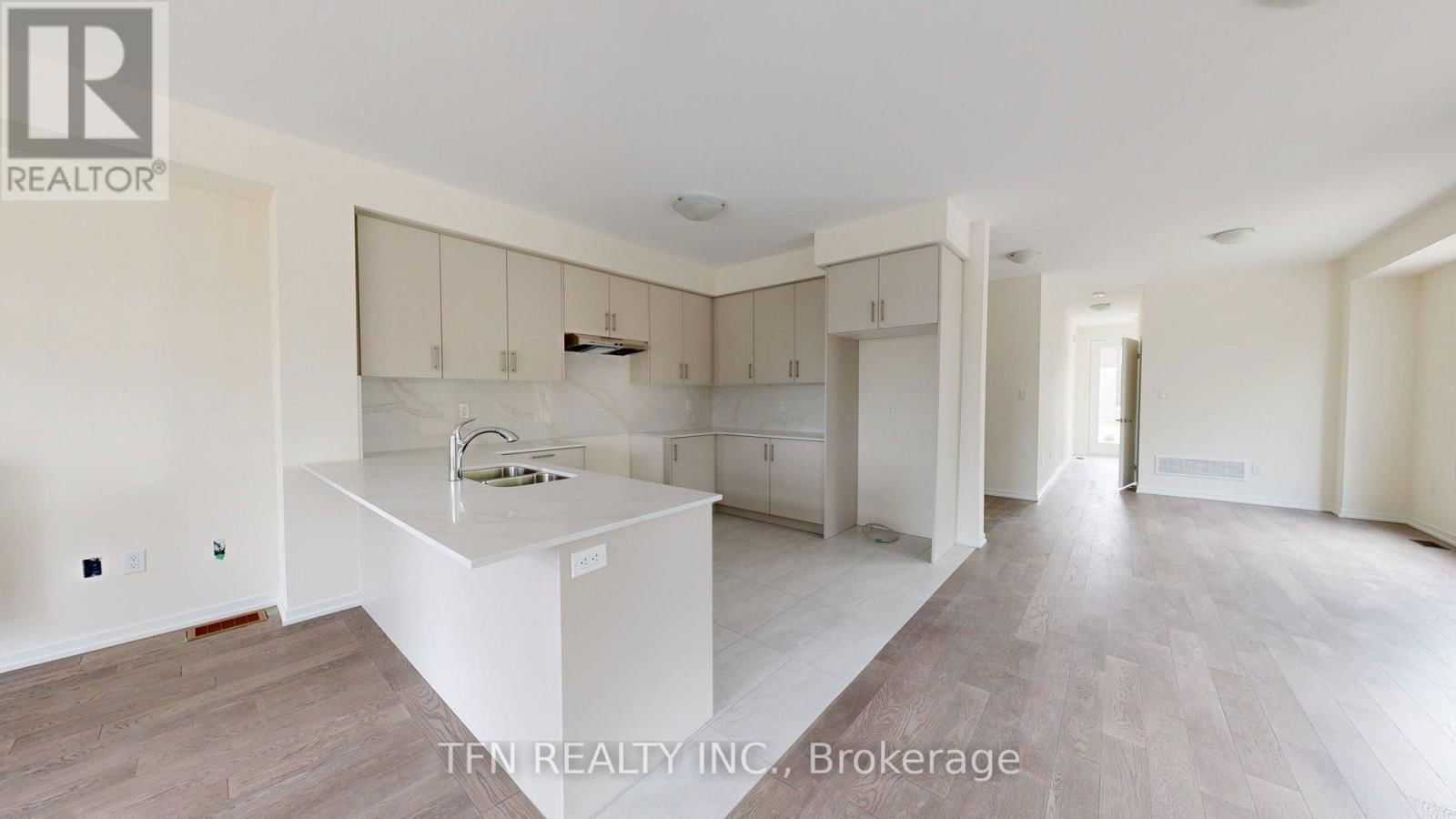 235 GRAND TRUNK AVENUE Image 4