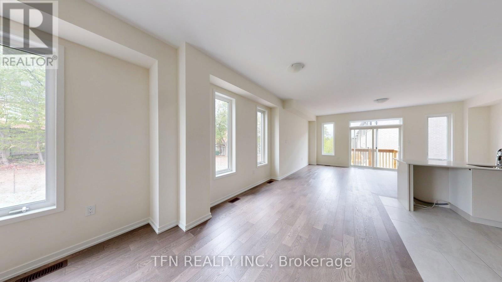 235 GRAND TRUNK AVENUE Image 7