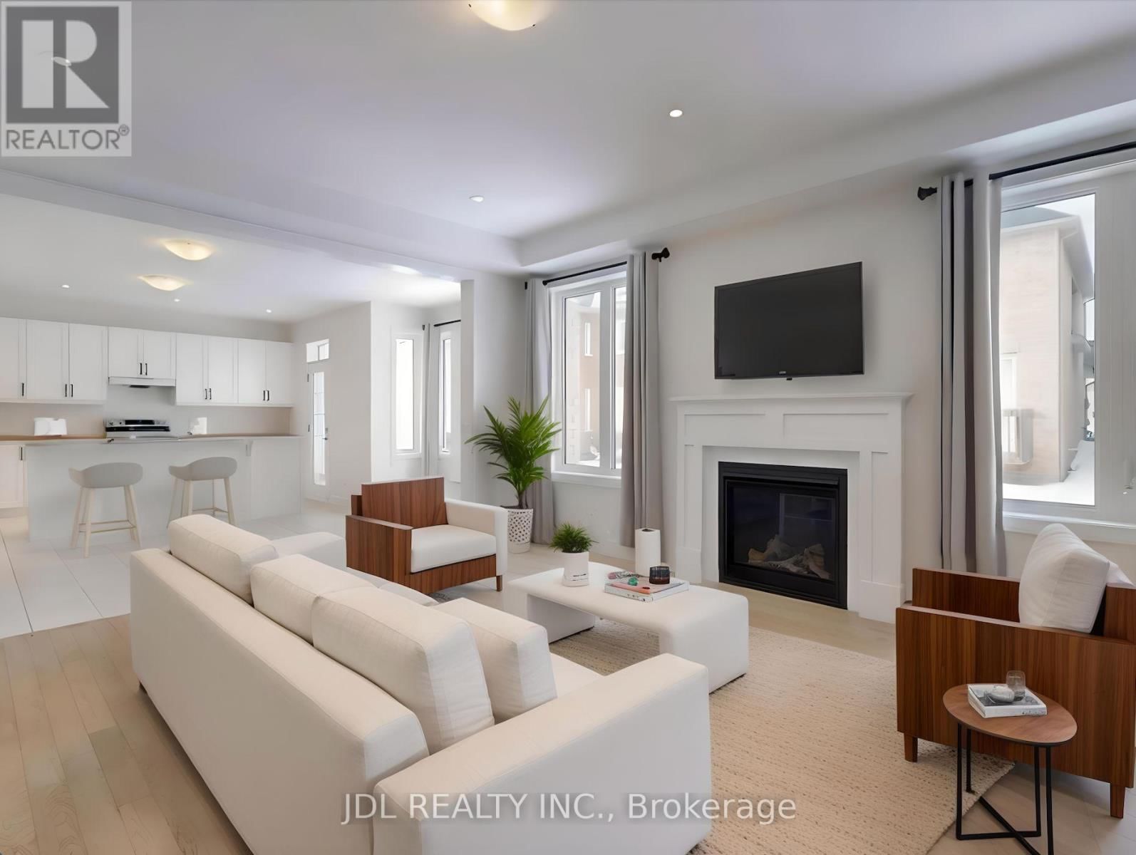 143 KENNETH ROGERS CRESCENT Image 3