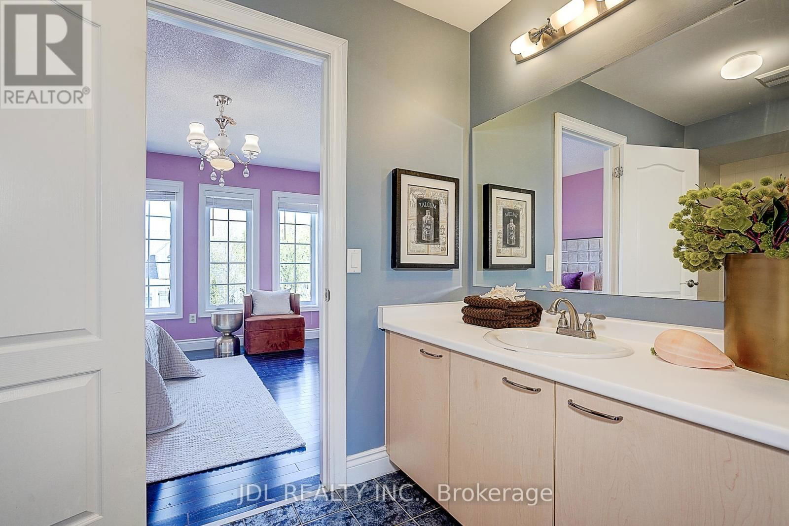 28 EMERY HILL BOULEVARD Image 35