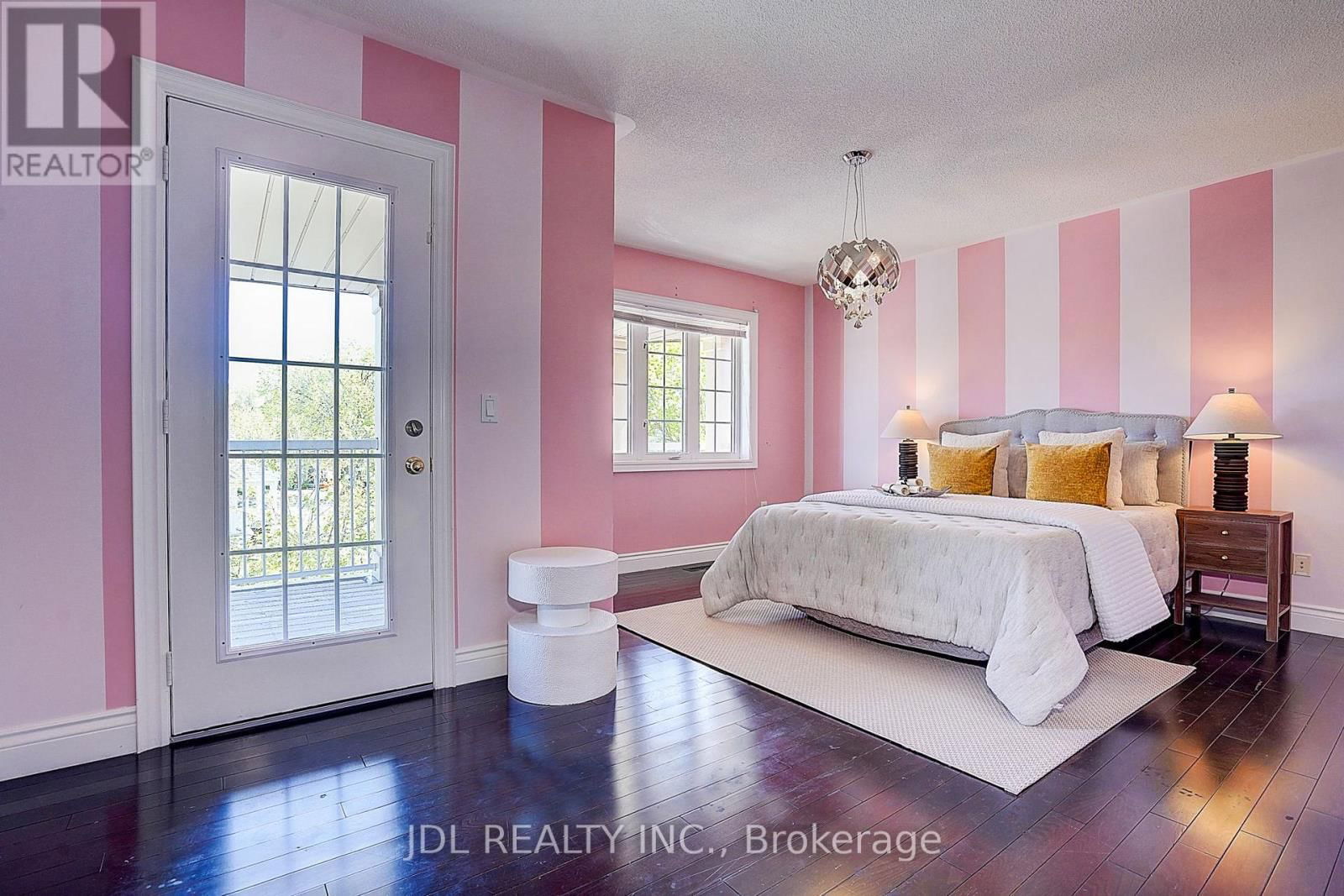 28 EMERY HILL BOULEVARD Image 38