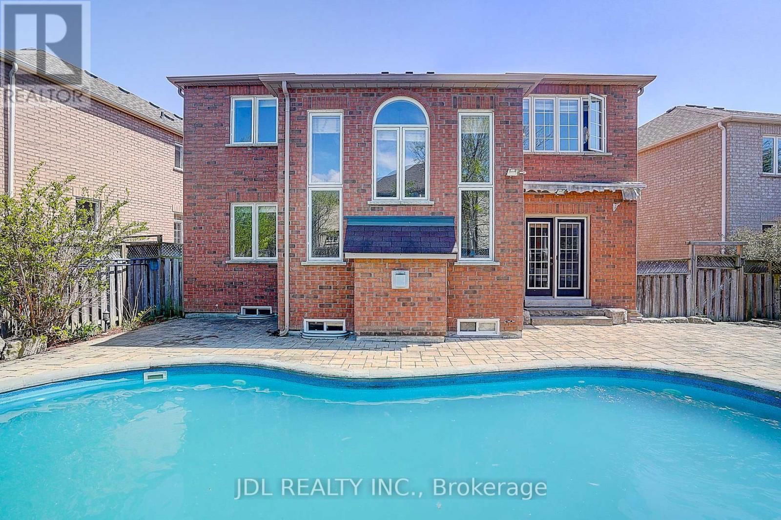 28 EMERY HILL BOULEVARD Image 49