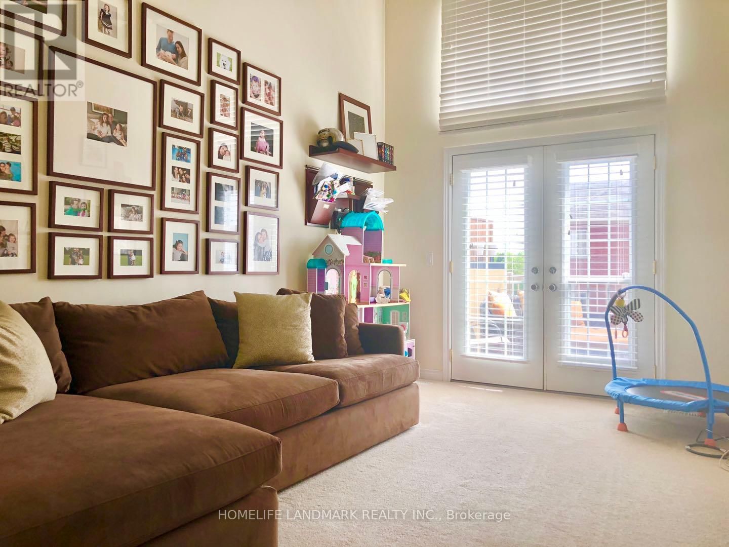 10683 WOODBINE AVENUE Image 10