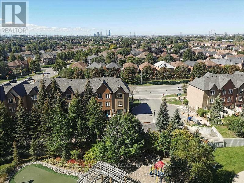 908 - 88 PROMENADE CIRCLE Image 12