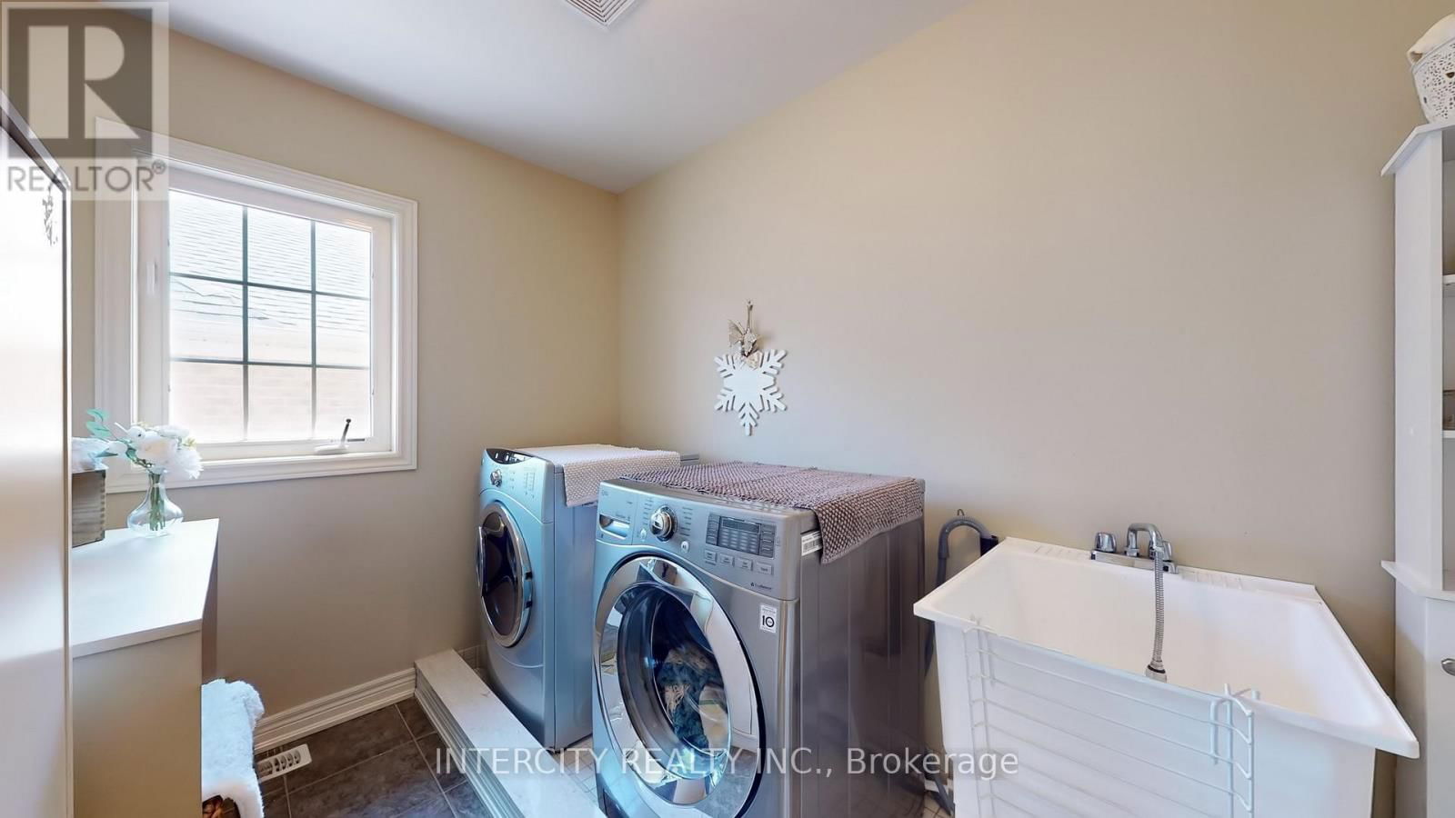 32 ALLISON ANN WAY Image 40