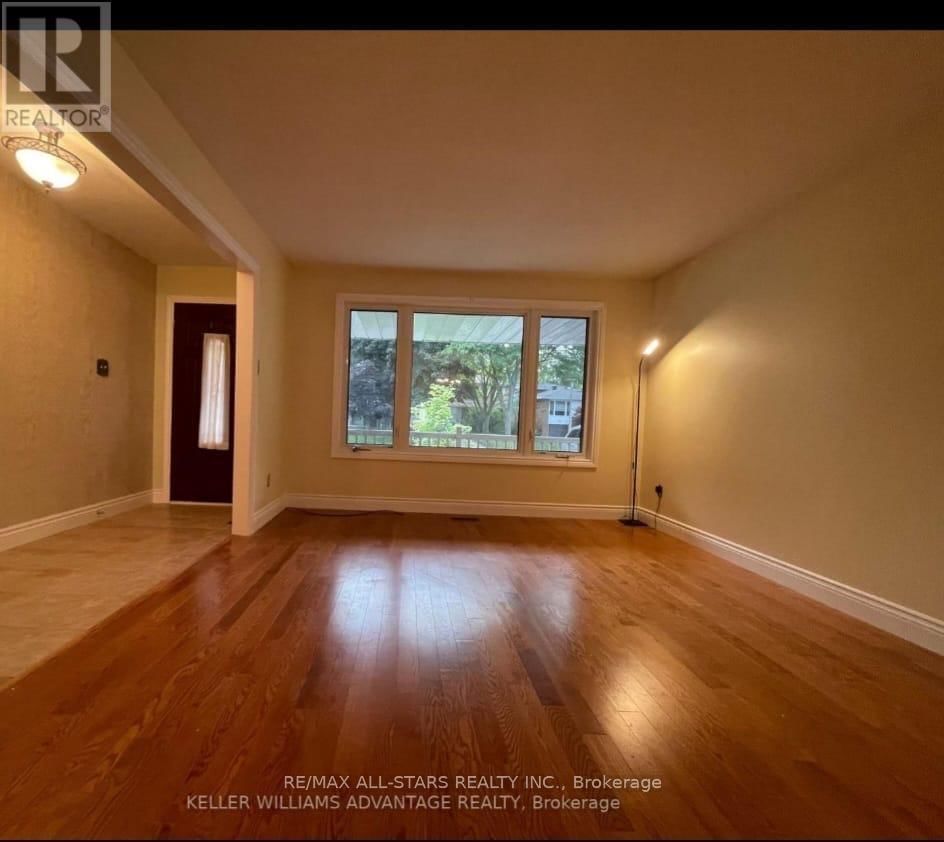 Main Floor - 272 STOUFFER STREET Image 4