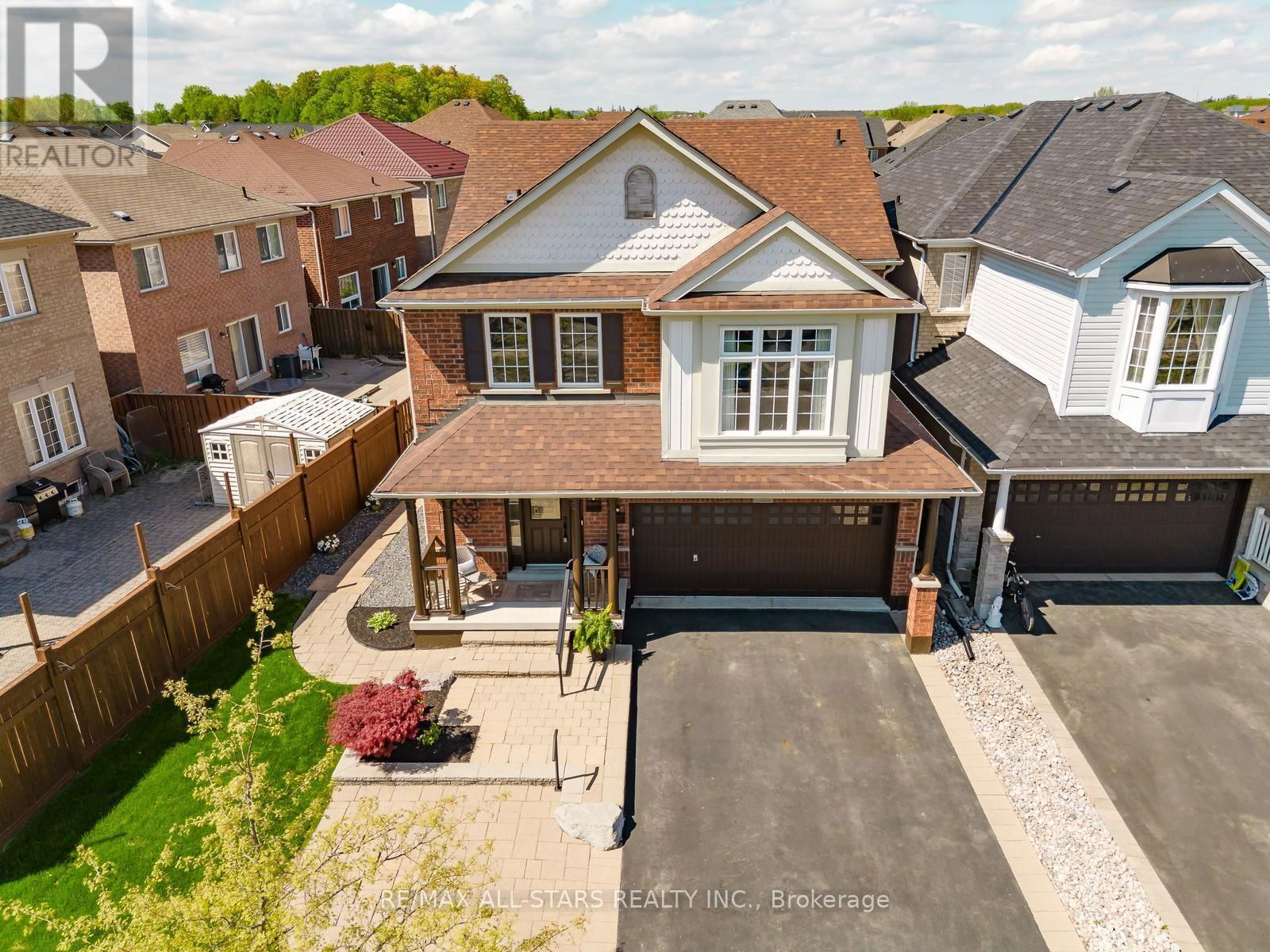 3 RICHARD COULSON CRESCENT Image 2