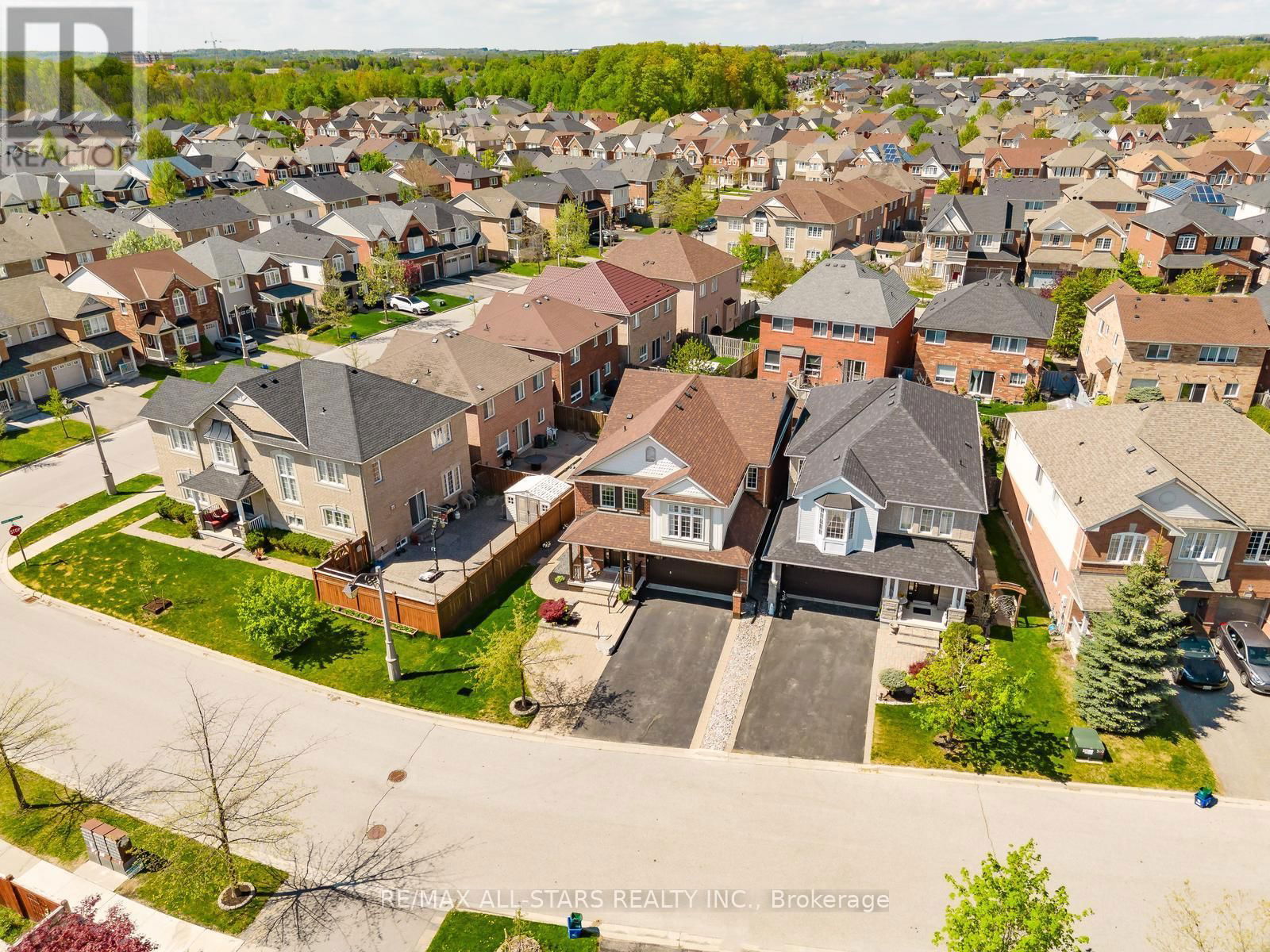 3 RICHARD COULSON CRESCENT Image 39