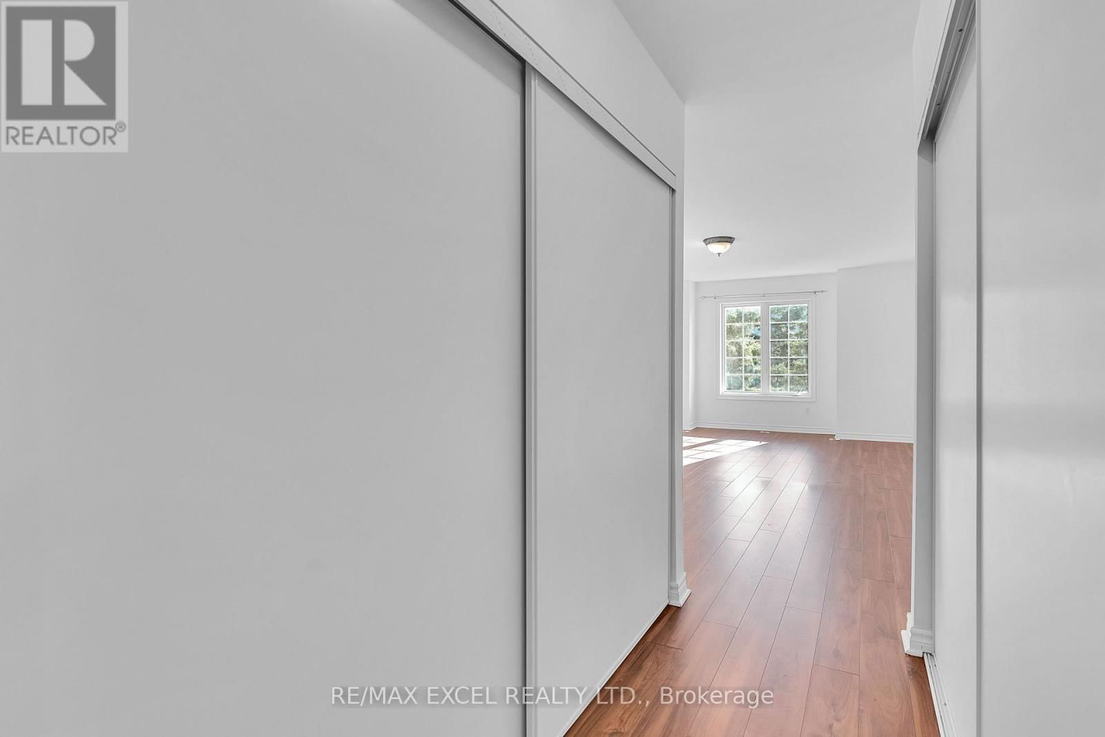 16 - 23 ST MORITZ WAY Image 12