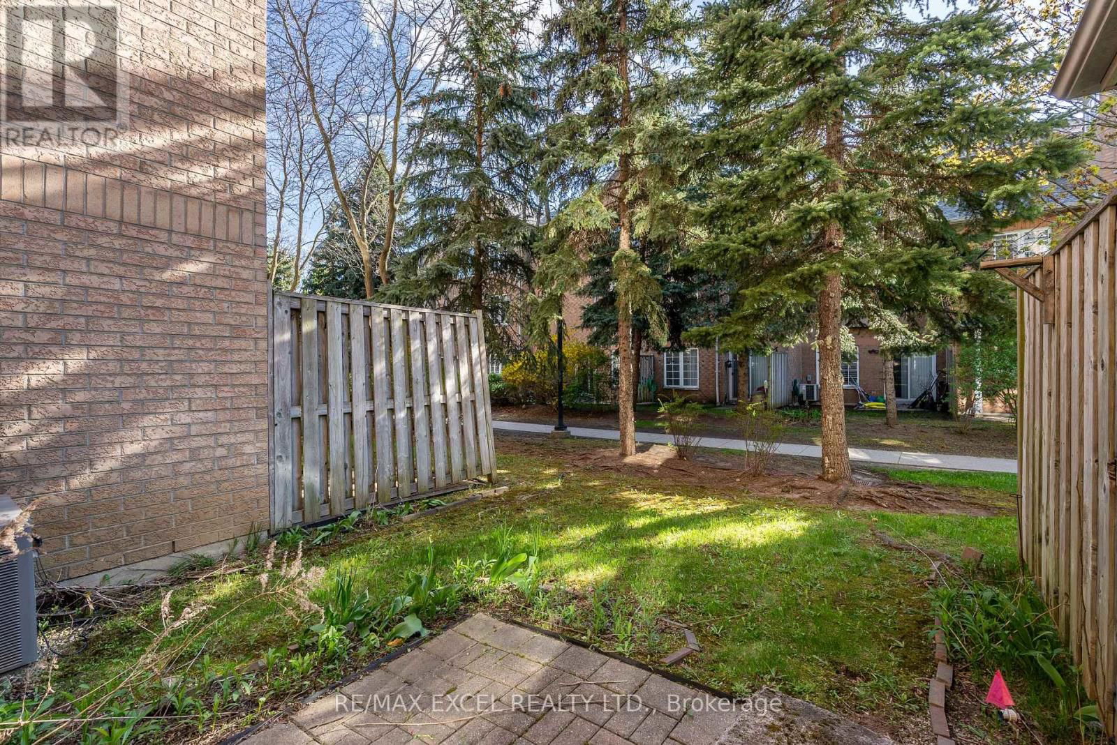 16 - 23 ST MORITZ WAY Image 35