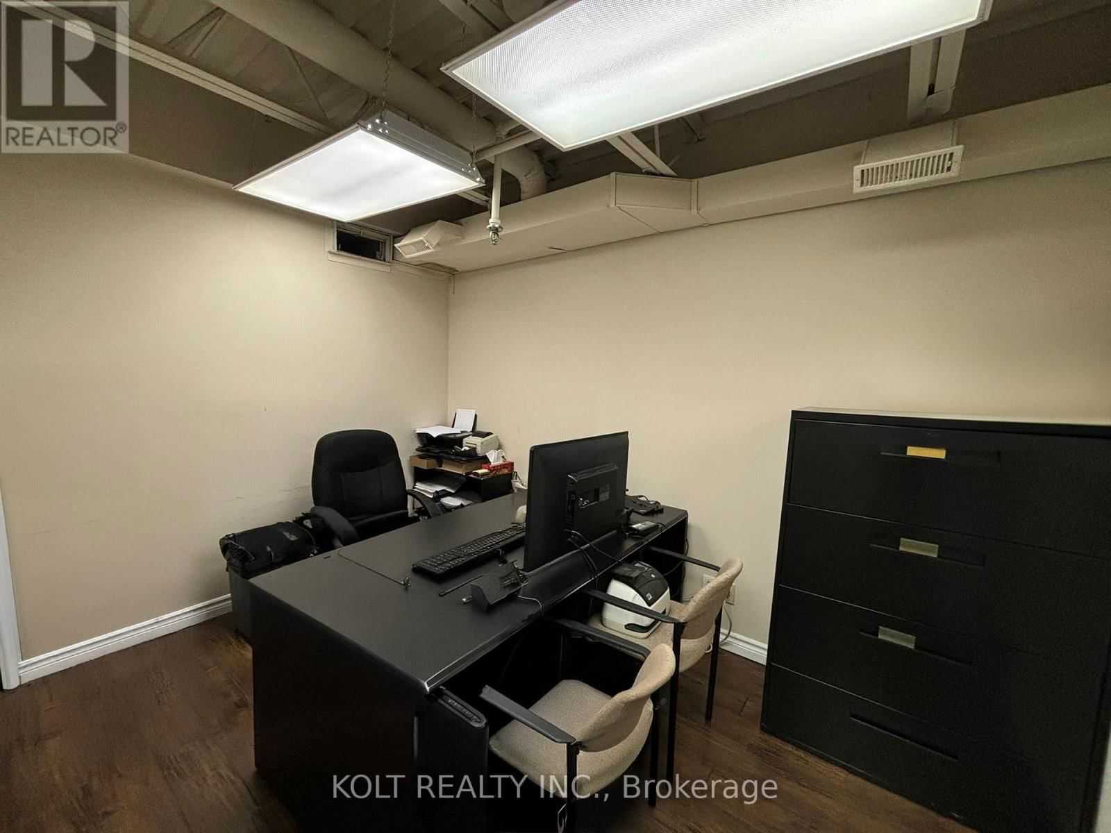 G11 - 2750 14TH AVENUE Image 7