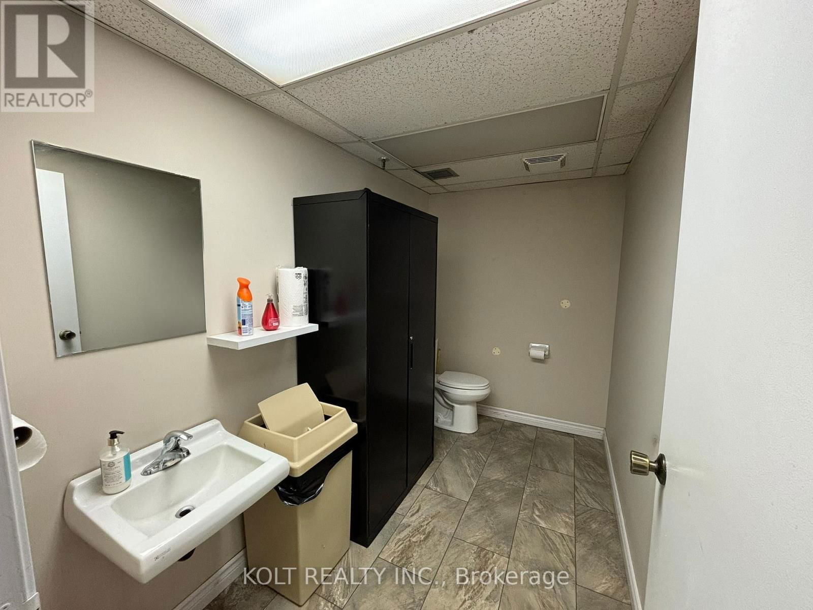 G11 - 2750 14TH AVENUE Image 8