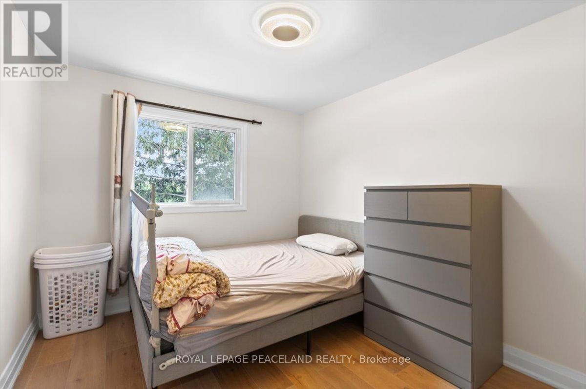 92 LUND STREET Image 16