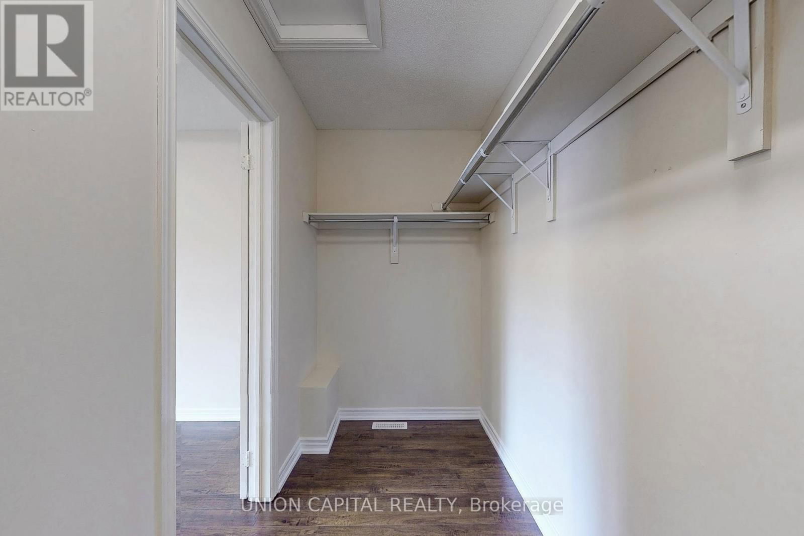 28 SILKGROVE TERRACE Image 13