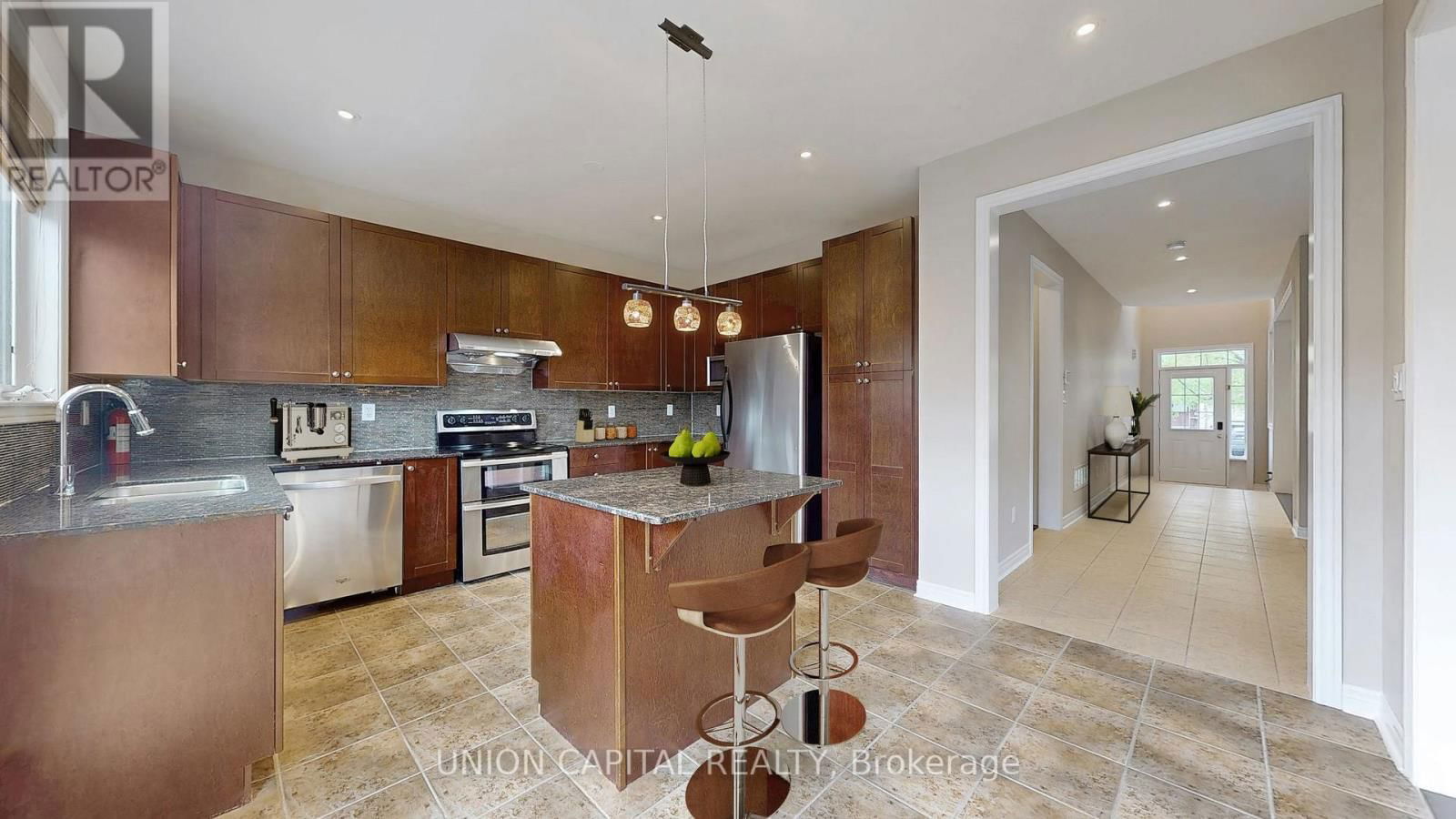 28 SILKGROVE TERRACE Image 6
