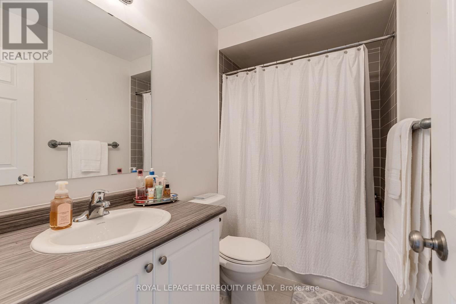 51 WEAVER TERRACE Image 23