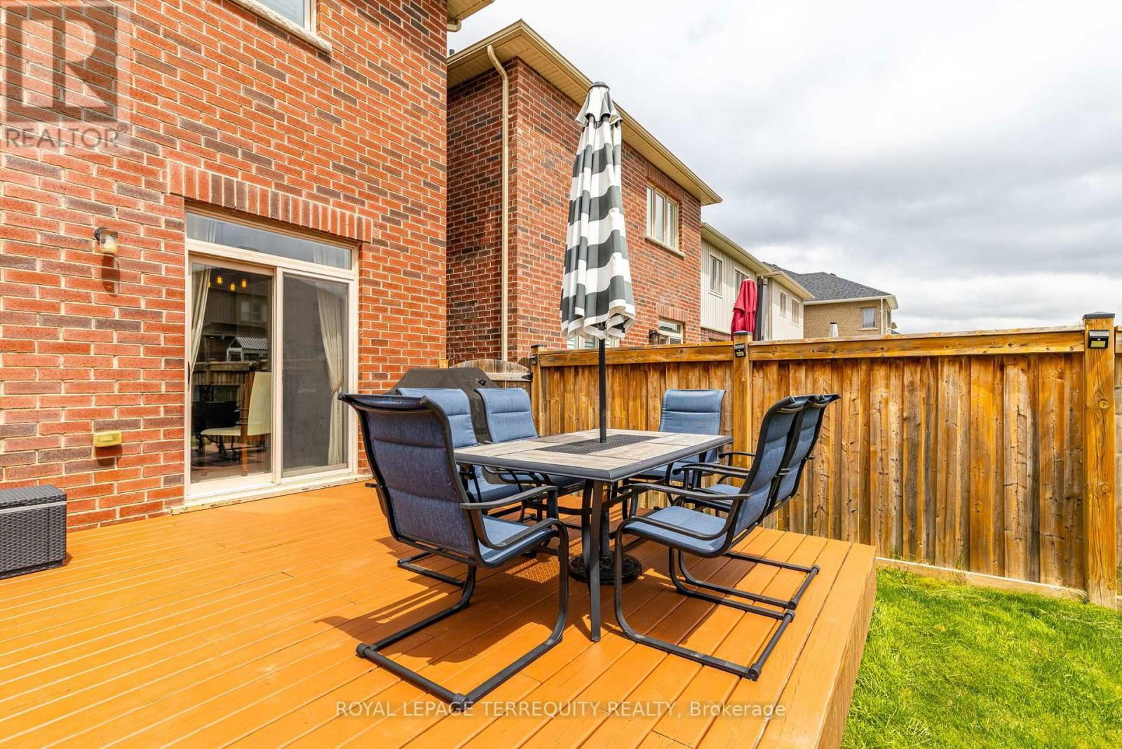 51 WEAVER TERRACE Image 30