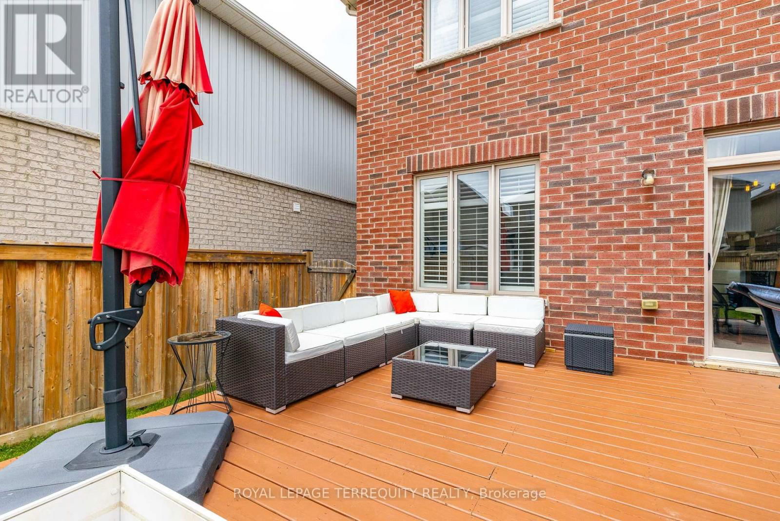 51 WEAVER TERRACE Image 31