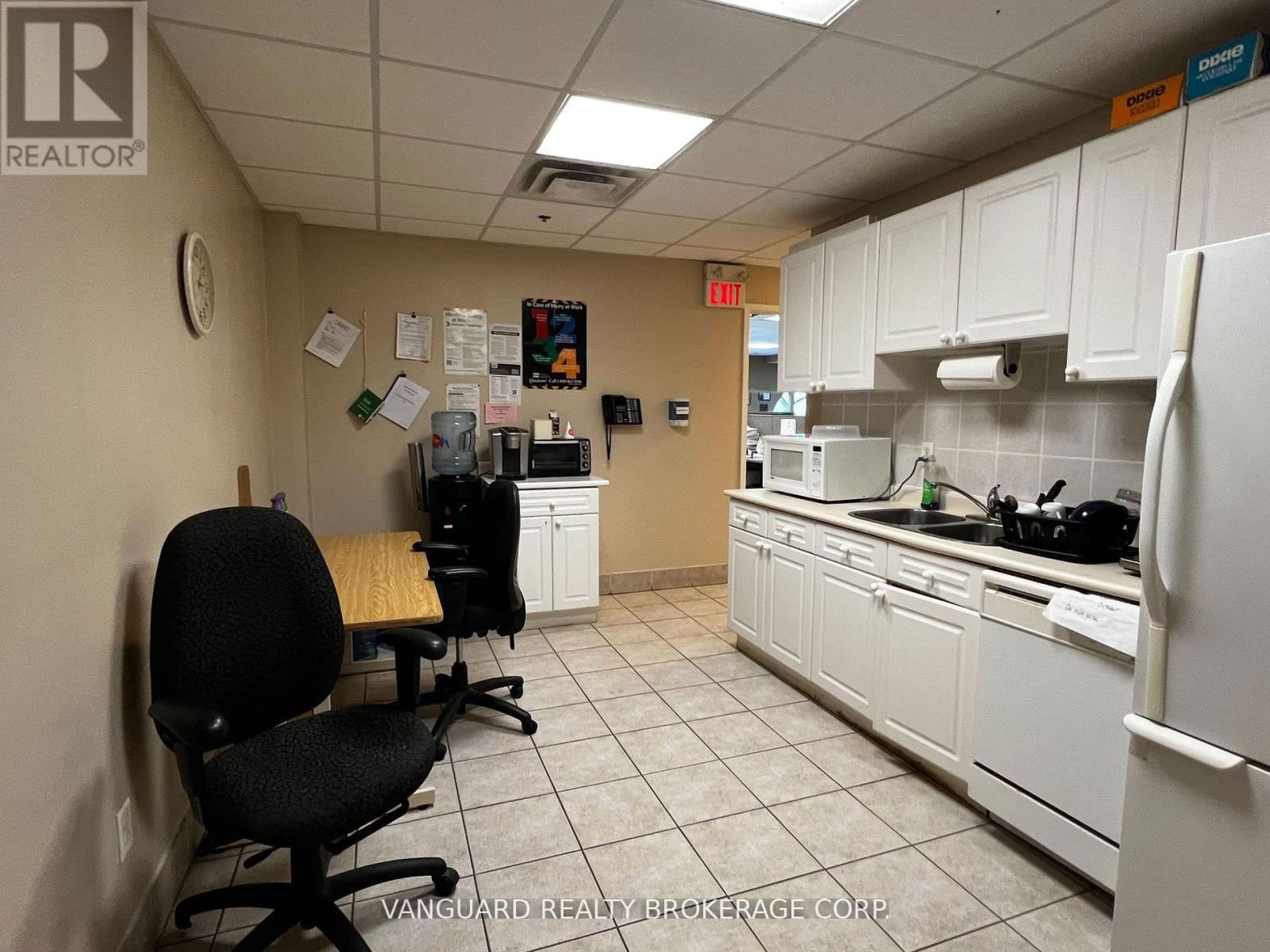 59 ROMINA DRIVE Image 4