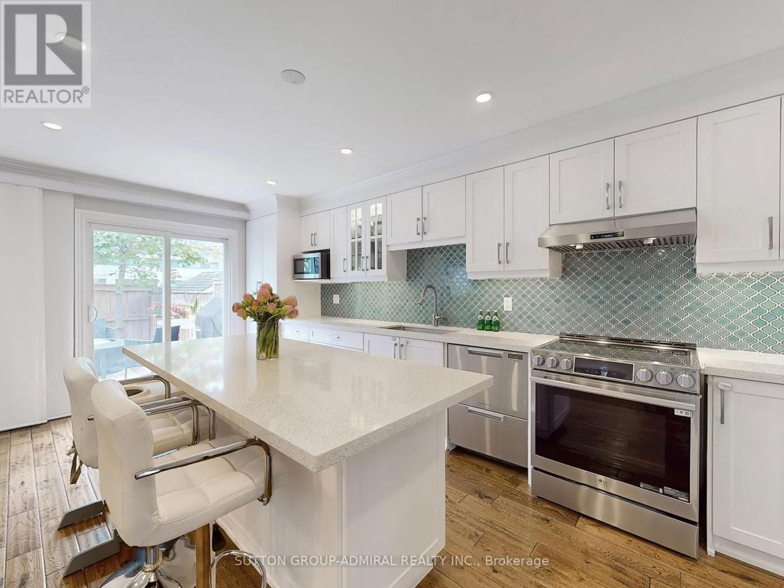 101 GLEN CRESCENT Image 11
